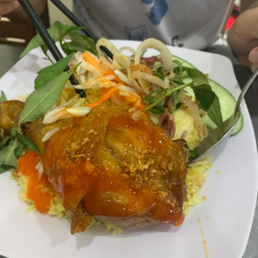 Cơm Gà Tùng